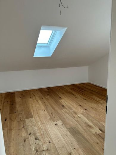 3-Zimmer Wohnung in Langquaid – Arbeitszimmer/Kinderzimmer