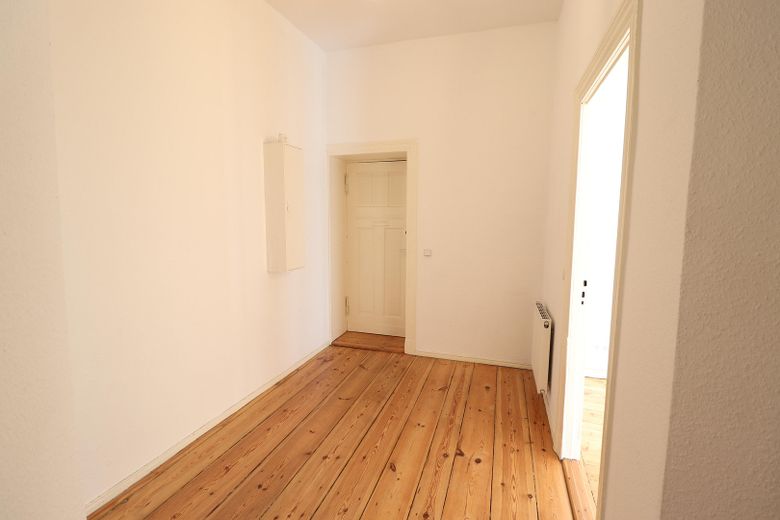 Bonito apartamento de 2 habitaciones en el barrio de Brüssel – Eingangsbereich