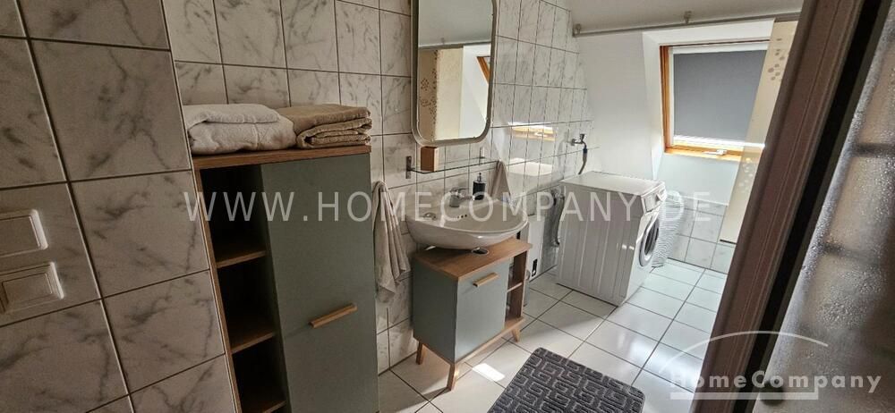 Maintal 8072632 – Großzügige Maisonettewohnung mit 4 separaten Schlafzimmern – e9a05e2550768cbb4fd5e7807e5f868a4f742e12.jpg