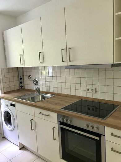 Bello appartamento di 3 locali a Ratingen-Homberg – Küche 3