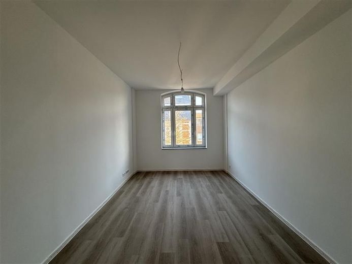 Stilvolle Altbauwohnung - kernsaniert mit modernem Wohnkomfort – Büro
