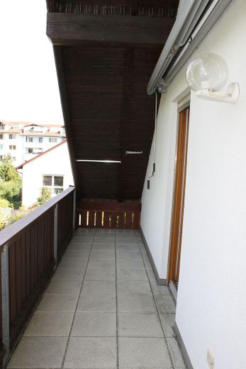 3 Zimmer Wohnung Oberasbach Altenberg – Balkon mit Markise
