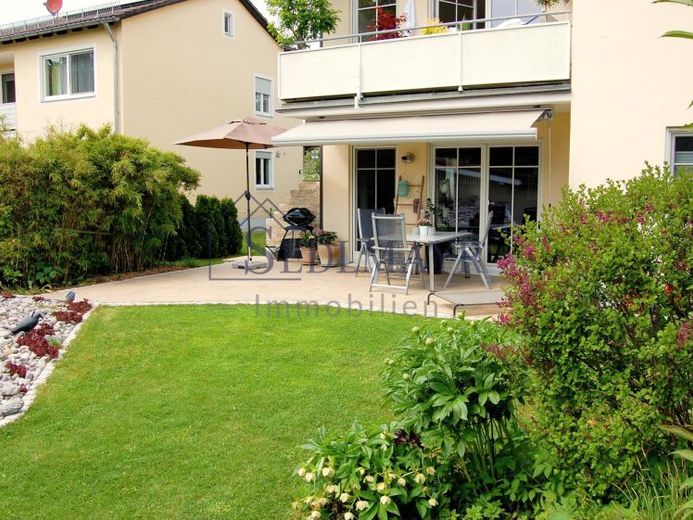 VERKAUF: Erdgeschosswohnung in Toplage am Gögerl mit 300 qm uneinsehbarem Garten! – Foto 1