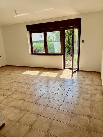Large ground-floor apartment in Ettlingen Bruchhausen – Foto 17