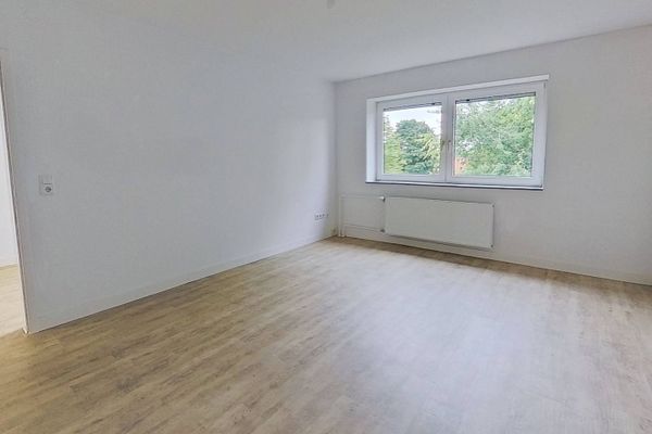 Apartamento de 3 habitaciones con distribución inteligente, cocina equipada, BALCÓN y bañera