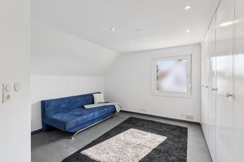Schlafzimmer mit Einbauschrank