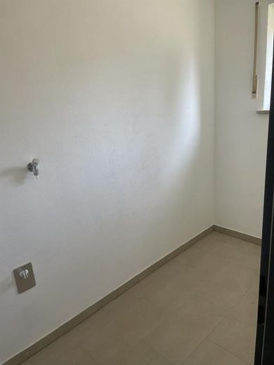 Многоквартирный дом с потенциалом роста стоимости в превосходном месте – San. Wohnung UG Abstellraum 