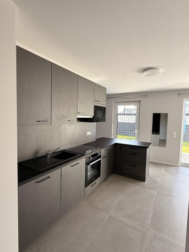 Moderne 65m² Wohnung mit Terrasse & Gartenanteil – Foto 2