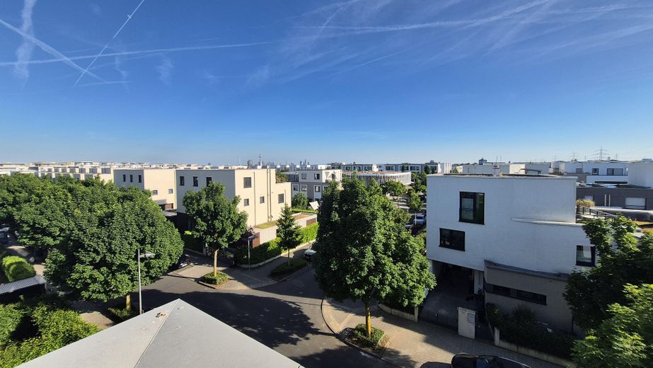 PROVISIONSFREI Penthouse 112 m², WESTFLÜGEL Riedberg, A+ Hausgeld EUR275 -  47,5m² Dachterrasse – Ein Zuhause mit Aussicht