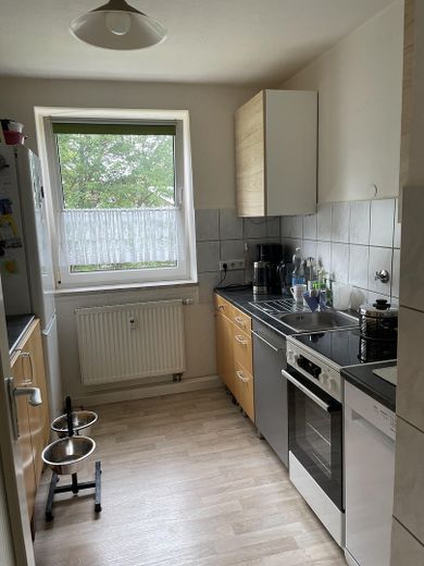 Helle, gemütliche 3-Zimmer-Wohnung, mit Balkon – Küche
