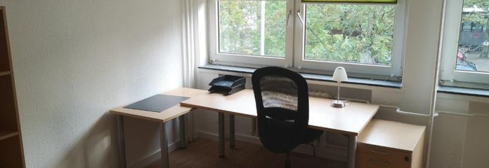 Dein Schreibtisch