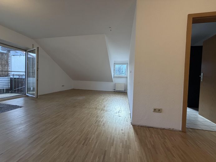Cleebronn, sonnige 3 Zimmerwohnung – Foto 1