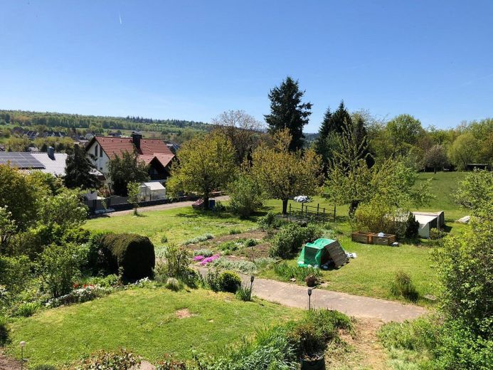 Provisionsfreies Einfamilienhaus in wunderschöner Lage – Aussicht 2 vom Balkon OG