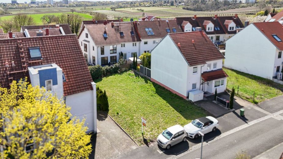 Jetzt Traumhaus verwirklichen - sonniges Baugrundstück in Mainz-Drais! – Ansicht 1