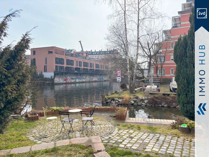 ++ Wohnen mit Blick auf die weiße Elster: 2RW mit Galerie und Loggia ++ – 3015106-5TZCCppBiDxKBMDUiqVGpfjK-Bootsanleger (1).jpg