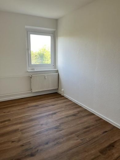 Balkon-Upgrade in Toitenwinkel: 3 Zimmer für Paare & kleine Familien – Kinder-/Arbeitszimmer