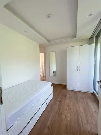 Großzügiges Zimmer in gepflegter WG / Ferchenseestraße 20, München / WE29 / 4.OG / Zi2 – Schlafzimmer