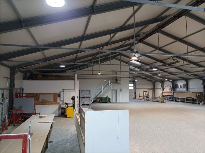 Blick in große Halle