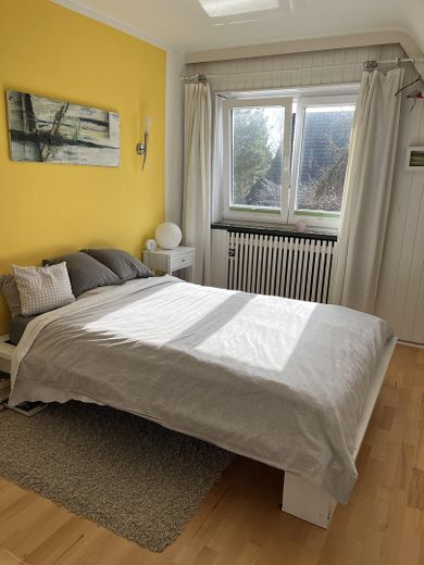 !!! SENZA PROVVIGIONE - Affascinante casa unifamiliare in una tranquilla zona con limite di 30 km/h – Schlafzimmer