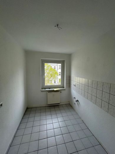Gemütliche 2-Zimmer mit Balkon und Wannenbad in ruhiger Lage – PHOTO-2025-04-23-11-58-41_5