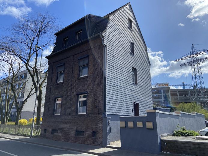 Straßenansicht