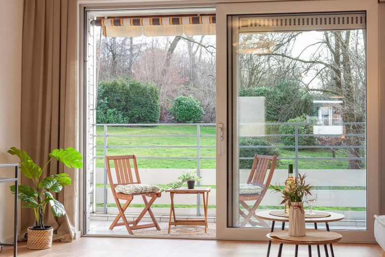 Balkon mit Ausblick ins Grüne