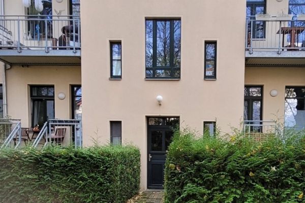 Leipzig’in BATISINDA GÜNEŞ ENERJİSİ TERMİK SİSTEMİ + Karl-Heine Kanalı yakınında kiraya verilmiş + Lindenau/PLagwitz