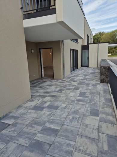 Piso de obra nueva de alta calidad en Wadern, 3zkb 120 m² EEK A+ – Terrasse