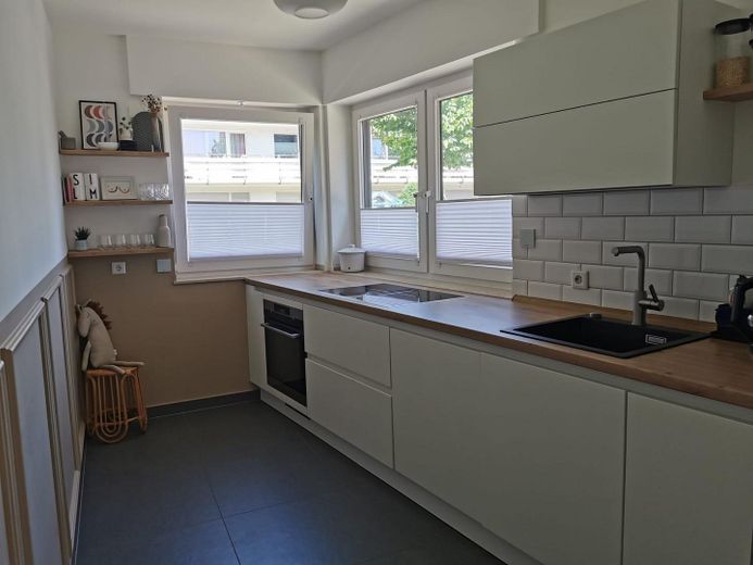 Esclusivo appartamento maisonette di 4,5 locali con giardino a Meerbusch Büderich – Küche