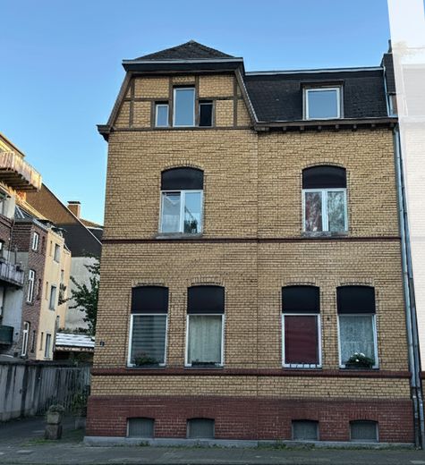 Vorderansicht Strassenseite