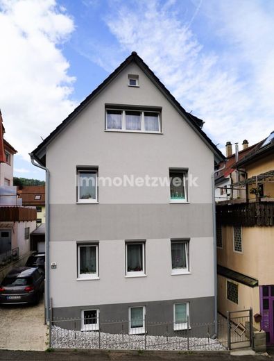 Bad Wildbad: Behaglich, bestsaniert, bezugsfertig! Sympathisches Einfamilienhaus in bester Lage. – Ansicht 2