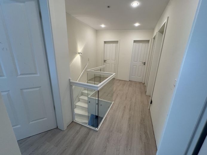 Flur OG mit Glasschutz