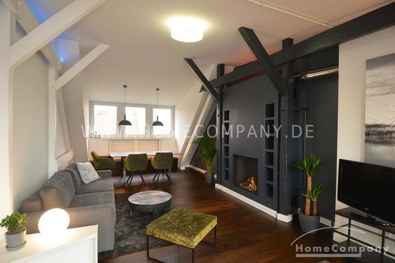 Großes und helle 2-Zimmer-Dachgeschoss in Neukölln, möbliert – 0280f28f71ee8a00a9459e343567e8d42d1ae3c3.jpg