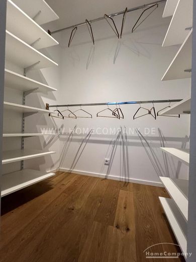 Helle, möblierte 3-Zimmer-Wohnung mit zwei Balkonen im Herzen von Berlin-Mitte – 3465627a17986077e5a672155f7c7c887c78c1fa.jpg