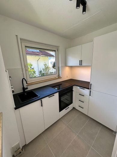 Appartement lumineux de 3 pièces dans un emplacement central – première occupation après rénovation – Photo 13