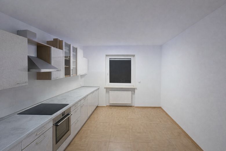 4-pokojowe mieszkanie – Photo 6
