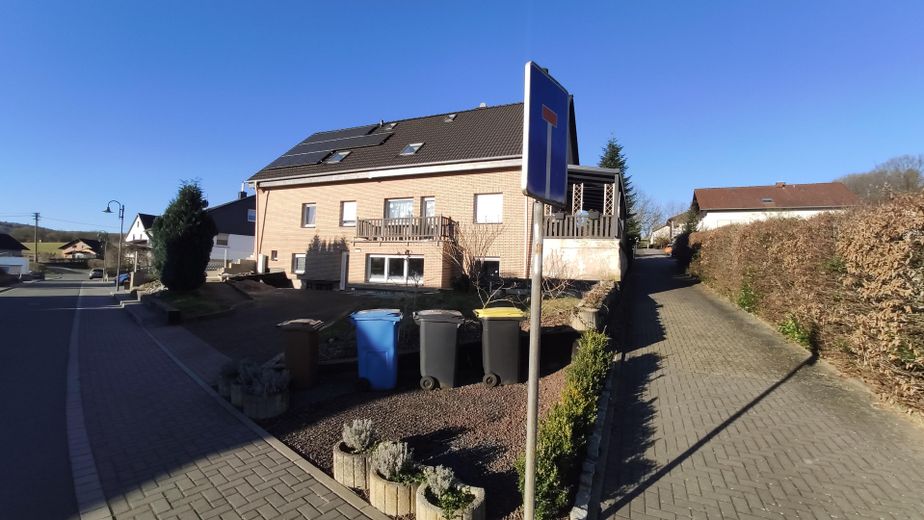 Hausansicht vorne