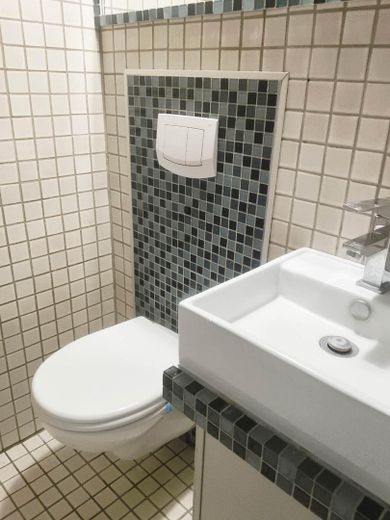 Provisionsfrei! Top Preis-Leistungs-Verhältnis (82 m²): 3 Zimmer, Balkon & TG-Platz in Horrem – Badezimmer3