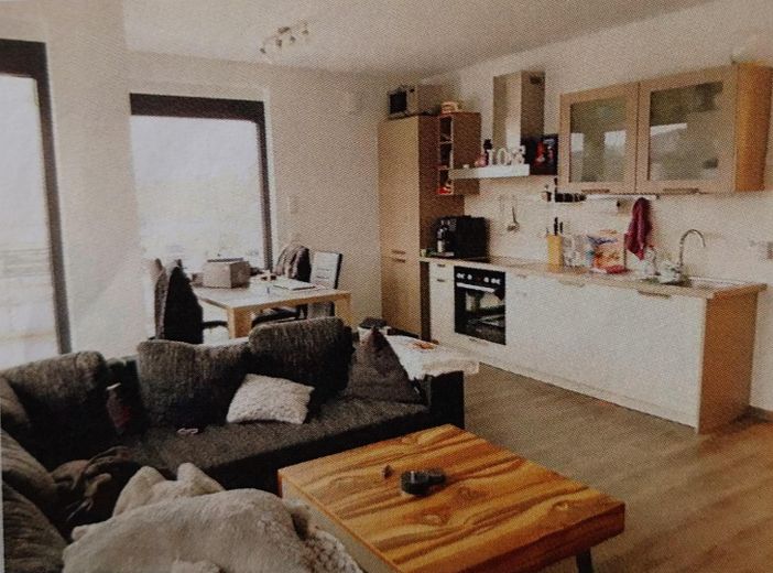 Appartamento attico in buona posizione a Bad Kreuznach – Einbauküche