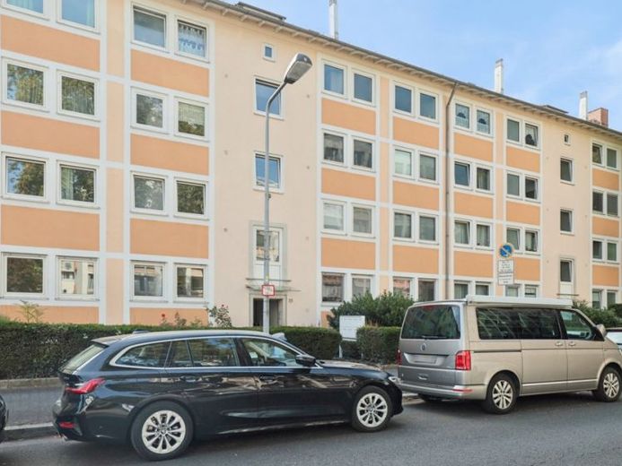 ++ NIEUW: Rustige + stijlvolle 3-kamerwoning met inbouwkeuken + loggia nabij de Museumsufer! ++ – Foto 1
