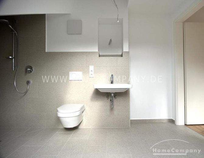 Gallusviertel-(8070709) unmöblierte  2-Zimmerwohnung – 1068e693b108c5f3396afe3749f843270a42b345.jpg