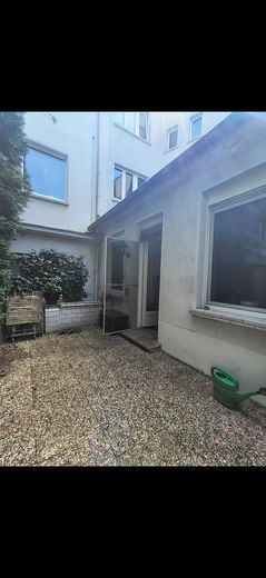 Exklusive Gartenwohnung im energetisch kernsanierten Mehrfamilienhaus – Terrasse