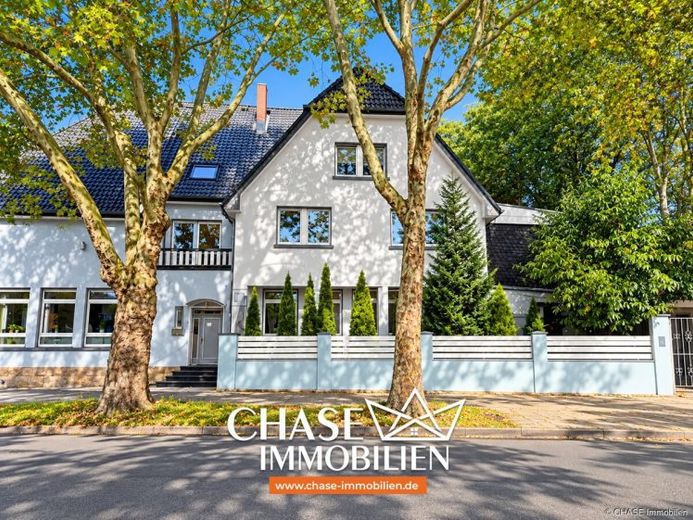 WEG-geteiltes 8-Parteien-MFH in Bochum-Günnigfeld - ca. 893 m² Wohnfläche & 4 Garagen – Foto 1