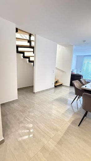 Nowoczesny dom rodzinny KfW-55 w Neckarsteinach – 145 m², ogród i miejsce parkingowe – bez prowizji – Zdjęcie 6