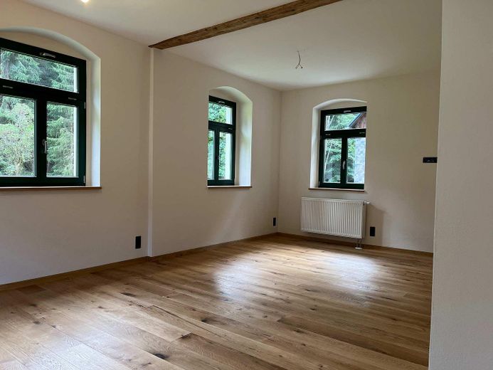 Wohnzimmer mit Vollholzdiele