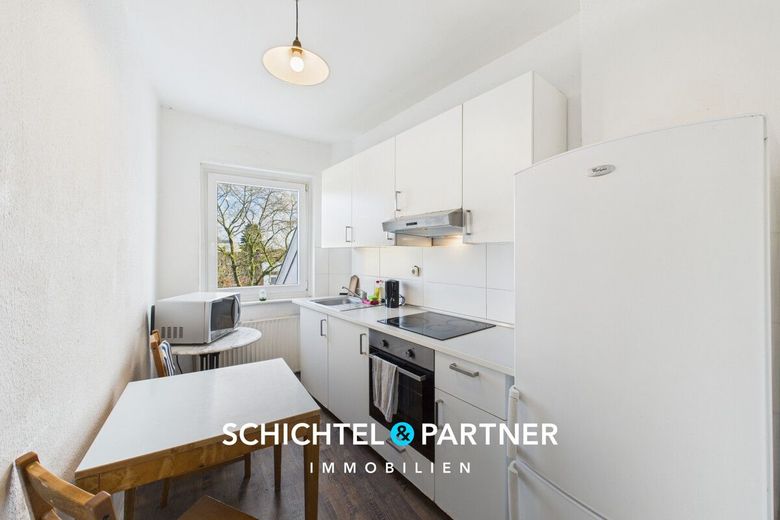 Lindenhof | Geräumiges Reihenmittelhaus Nähe Waterfront mit Ausbaupotenzial – S&amp;P | Küche