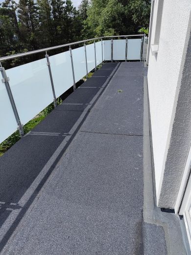 3-Zimmer Etagenwohnung mit Balkon in Tornesch zum Verkauf – Balkon