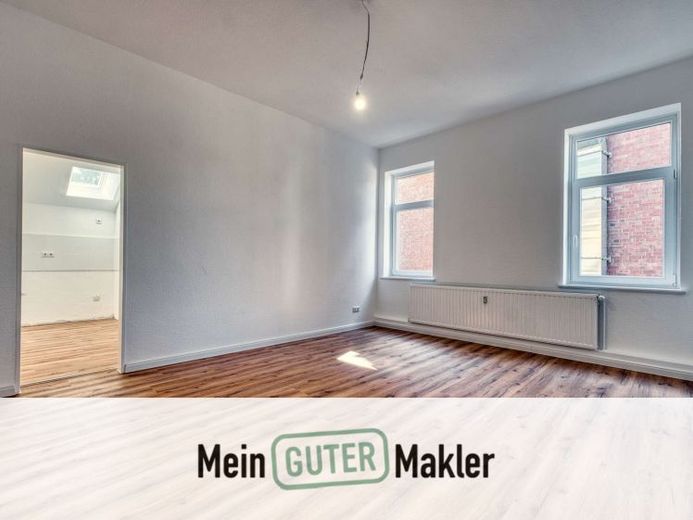 Erstbezug nach Sanierung: Helle 2-Zimmer-Wohnung mit hohen Decken in Bremen-Vegesack – Foto 1