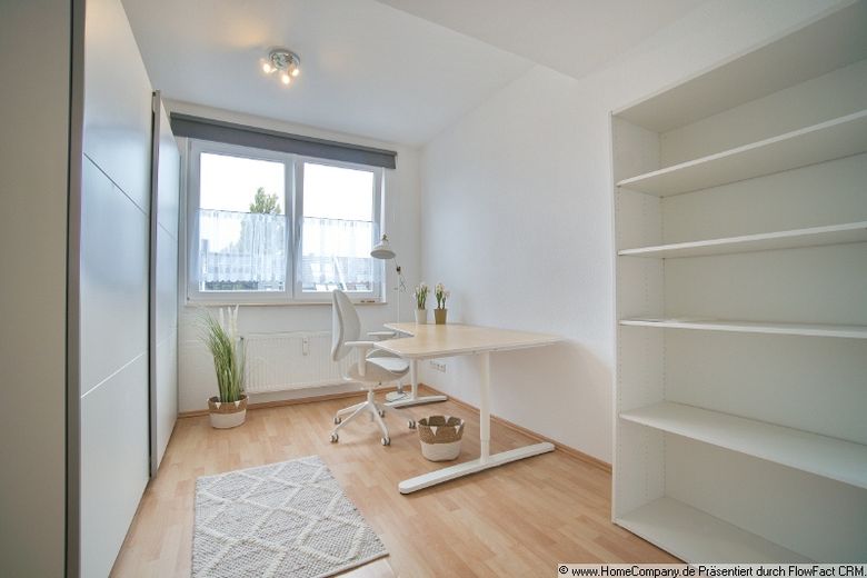 ***Stylish maisonette with south-facing balcony – 95m² living space across two levels, located between the Kreuzviertel and Saarlandviertel – 92a37e6d4ca6921c53f5919cd26a7698ce4975be.jpg