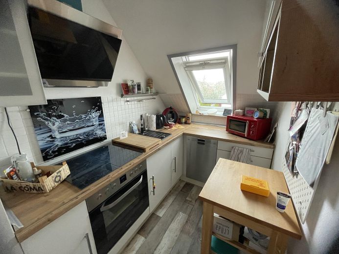 Von Privat sehr schöne & helle 2.5 ZKB in direkter Innenstadtlage – Foto 18